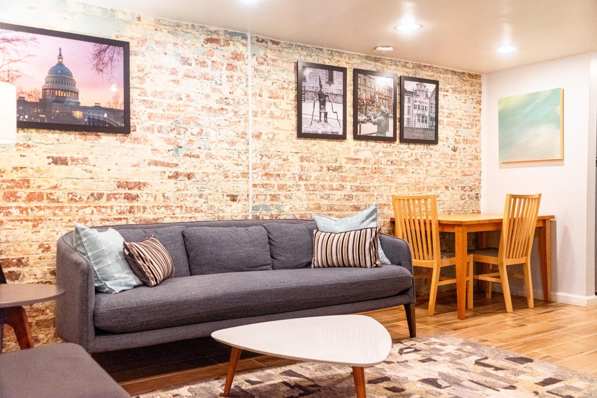 Centrally Located Dc Bloomingdale Apartment Washington