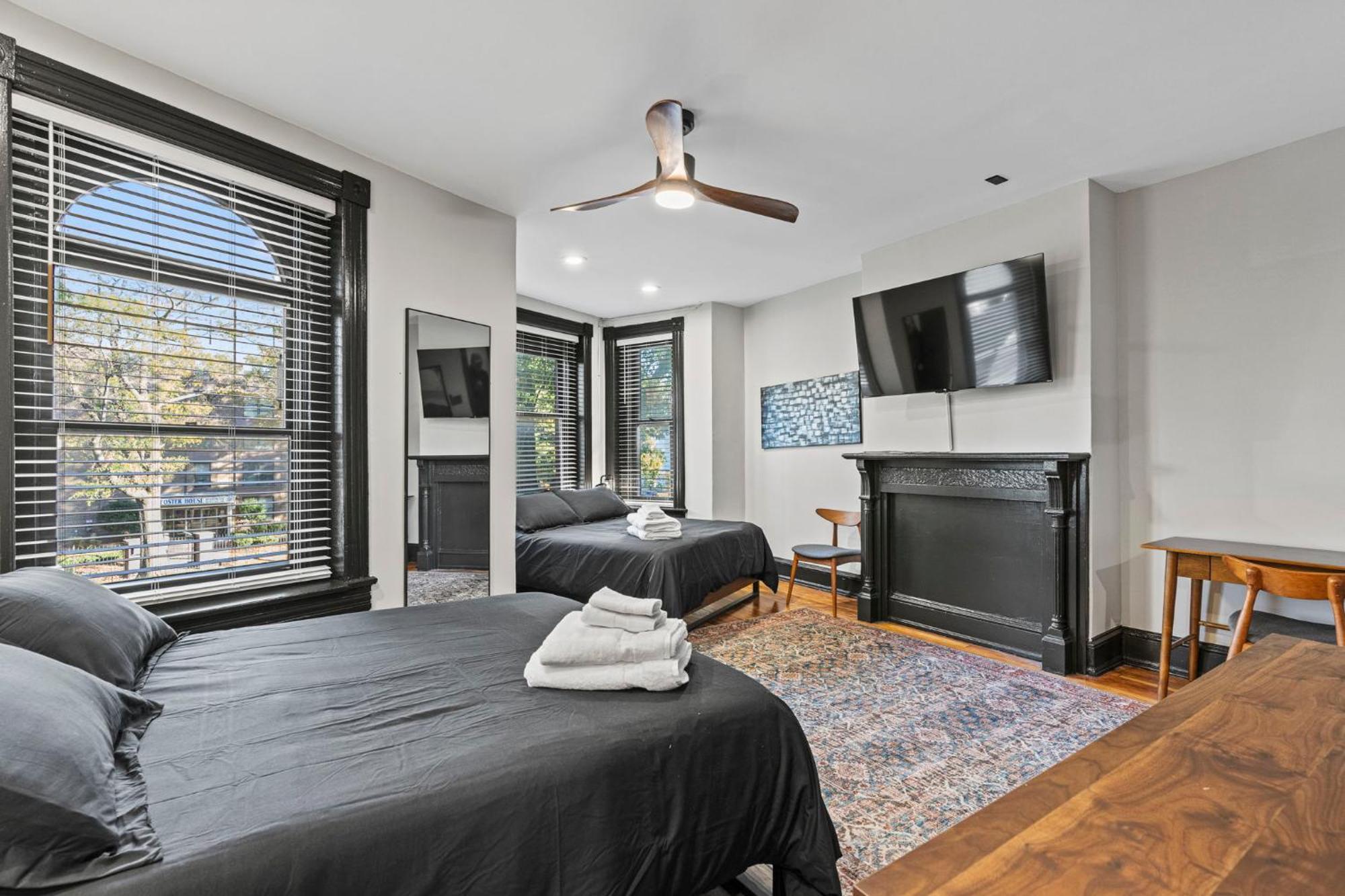 Spacious, Historic Logan Circle Rowhouse *