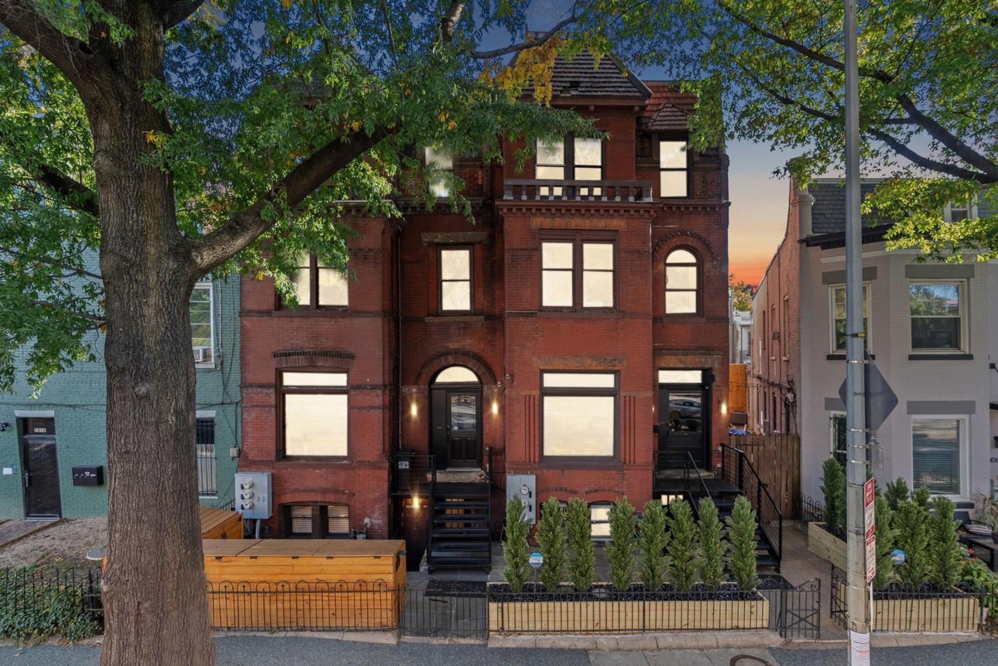 Apartment Spacious, Historic Logan Circle Rowhouse Washington