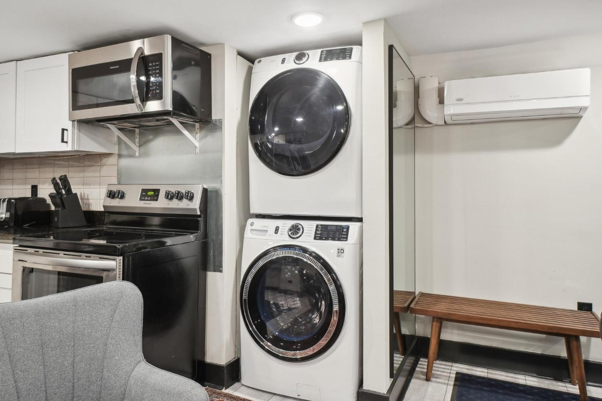 Apartment Spacious, Historic Logan Circle Rowhouse Washington