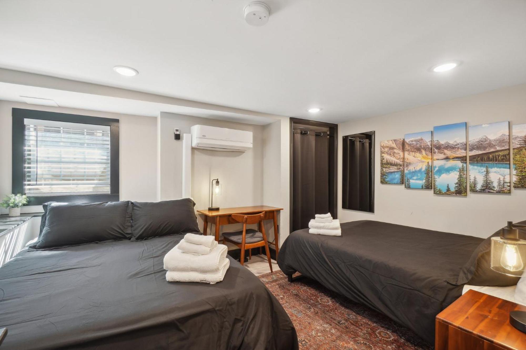 Spacious, Historic Logan Circle Rowhouse *
