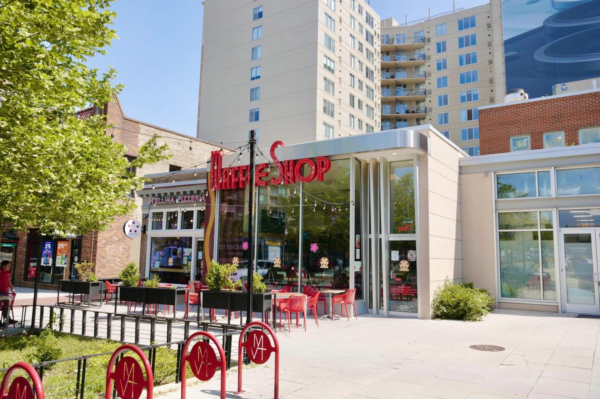 Apartment Downtown Dc Awaits With Parking Permit Washington