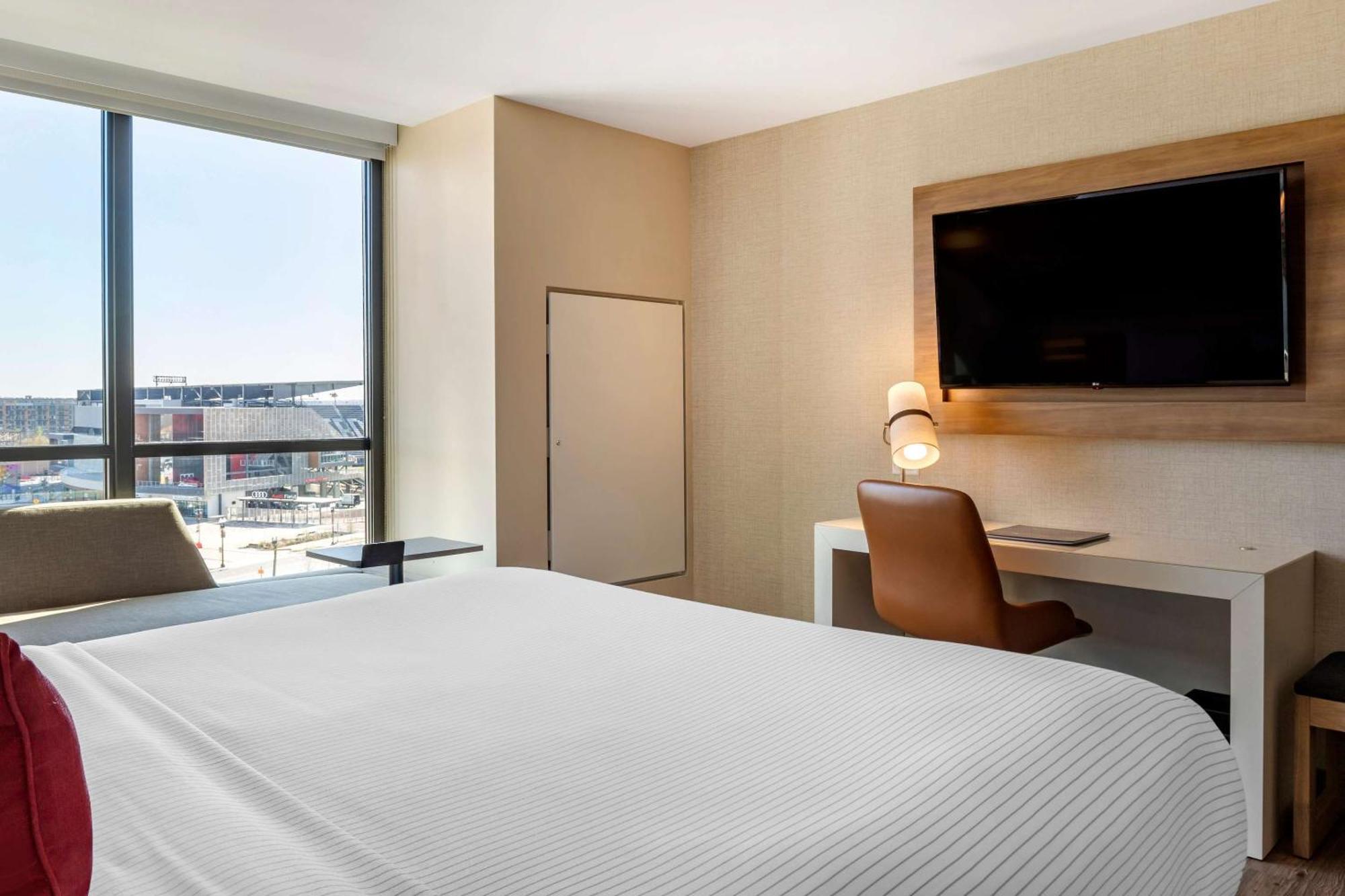 Cambria Dc Navy Yard Riverfront 4*