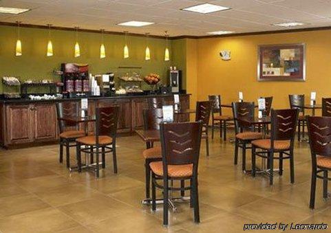 La Quinta & By La Quinta & By Wyndham Dc Noma 2* Washington