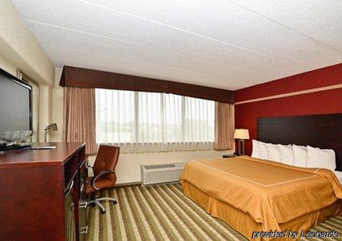 La Quinta & By La Quinta & By Wyndham Dc Noma Hotel