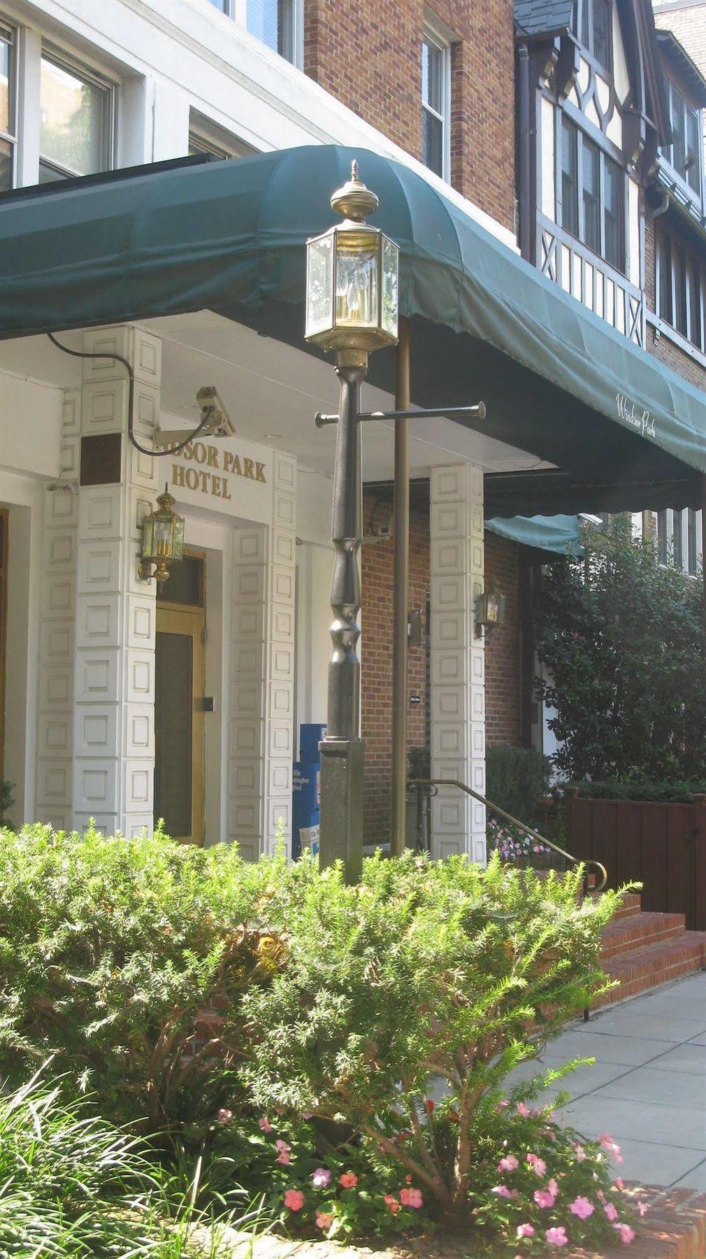 Windsor Park Hotel 3*