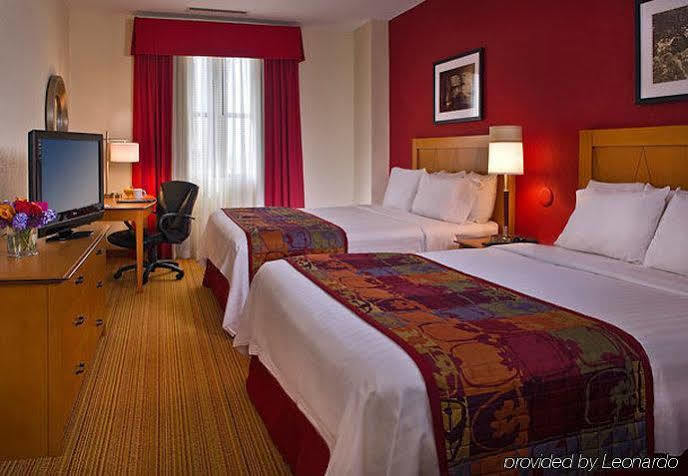 By Marriott Washington, Dc National Mall Hotel