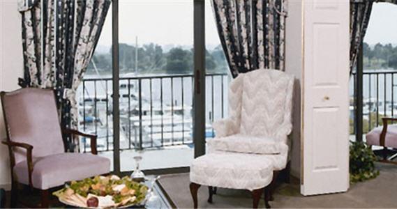 Channel Hotel