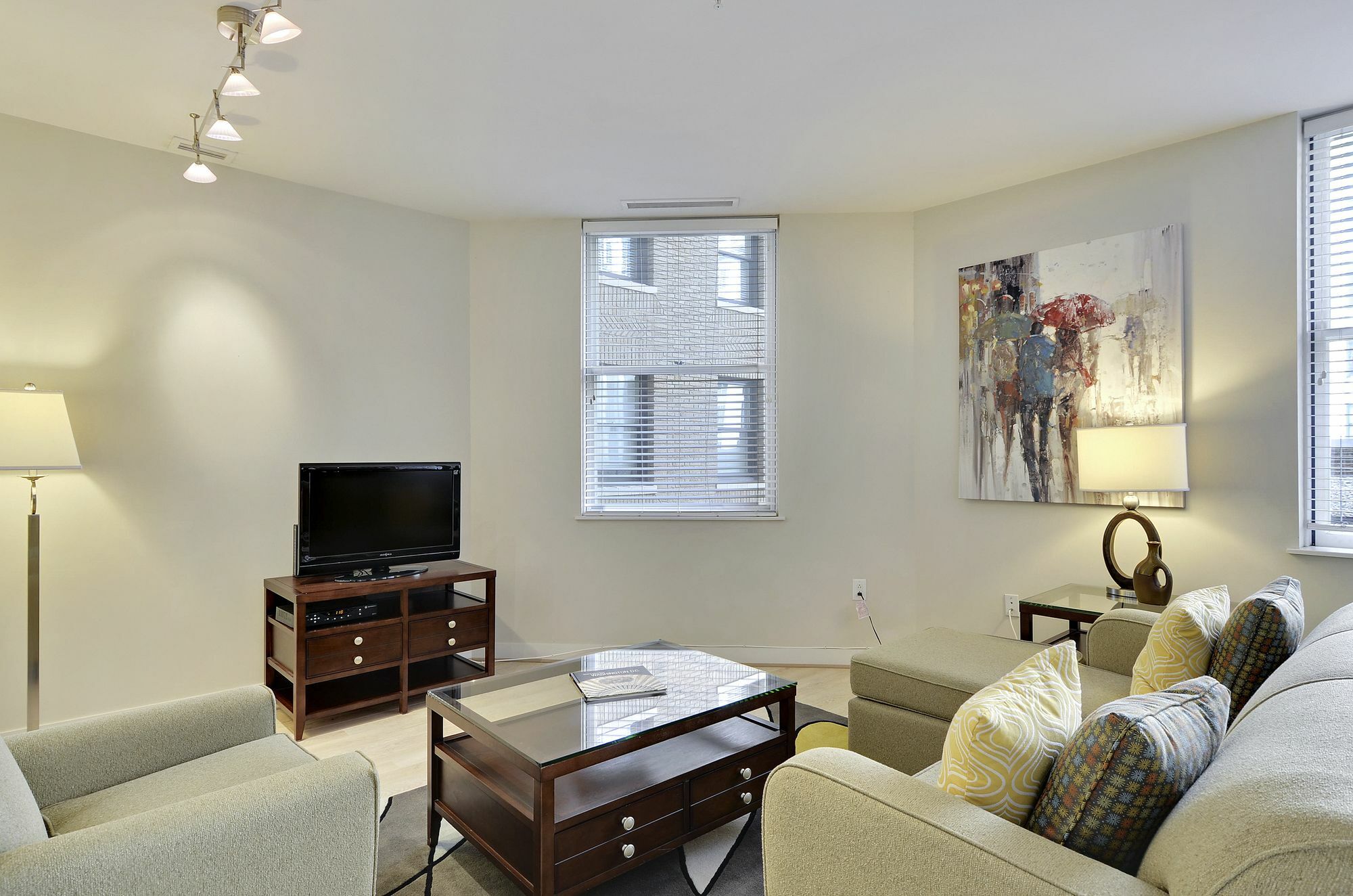 Bridgestreet At Woodward Building Aparthotel Washington