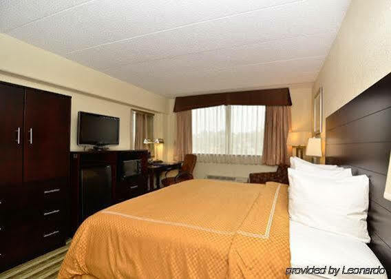 La Quinta & By La Quinta & By Wyndham Dc Noma Hotel Washington