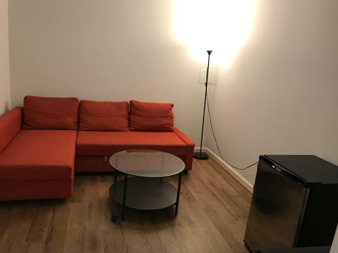 Steps To Convention Center, Downtown Dc, Metro Station: Private * Washington