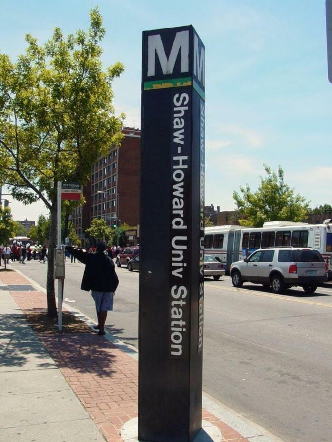 Steps To Convention Center, Downtown Dc, Metro Station: Private * Washington