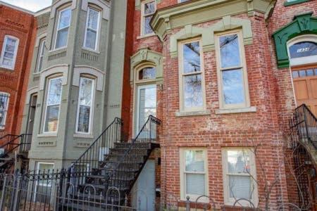 Big Bright 1 Bedroom At U/shaw + 14th On Quaint Swann Apartment *
