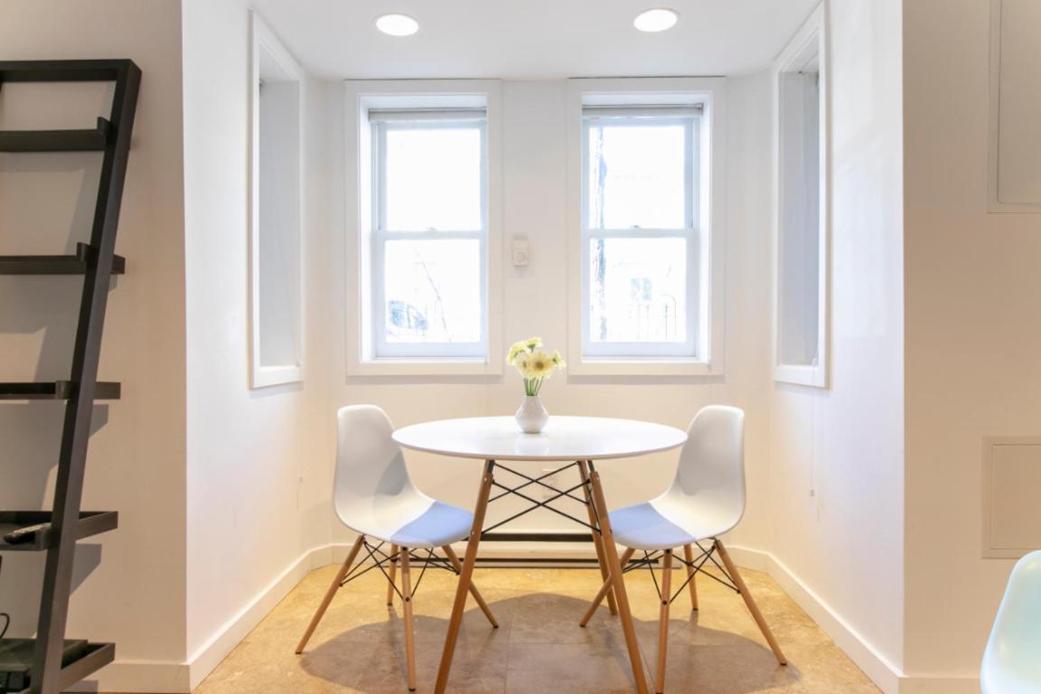 Apartment Big Bright 1 Bedroom At U/shaw + 14th On Quaint Swann *