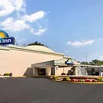 Days Inn by Wyndham Washington DC/Gateway