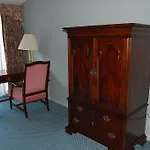 Channel Inn Hotel