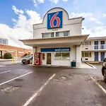 Motel 6 Washington DC/Convention Center