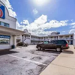 Motel 6 Washington DC/Convention Center