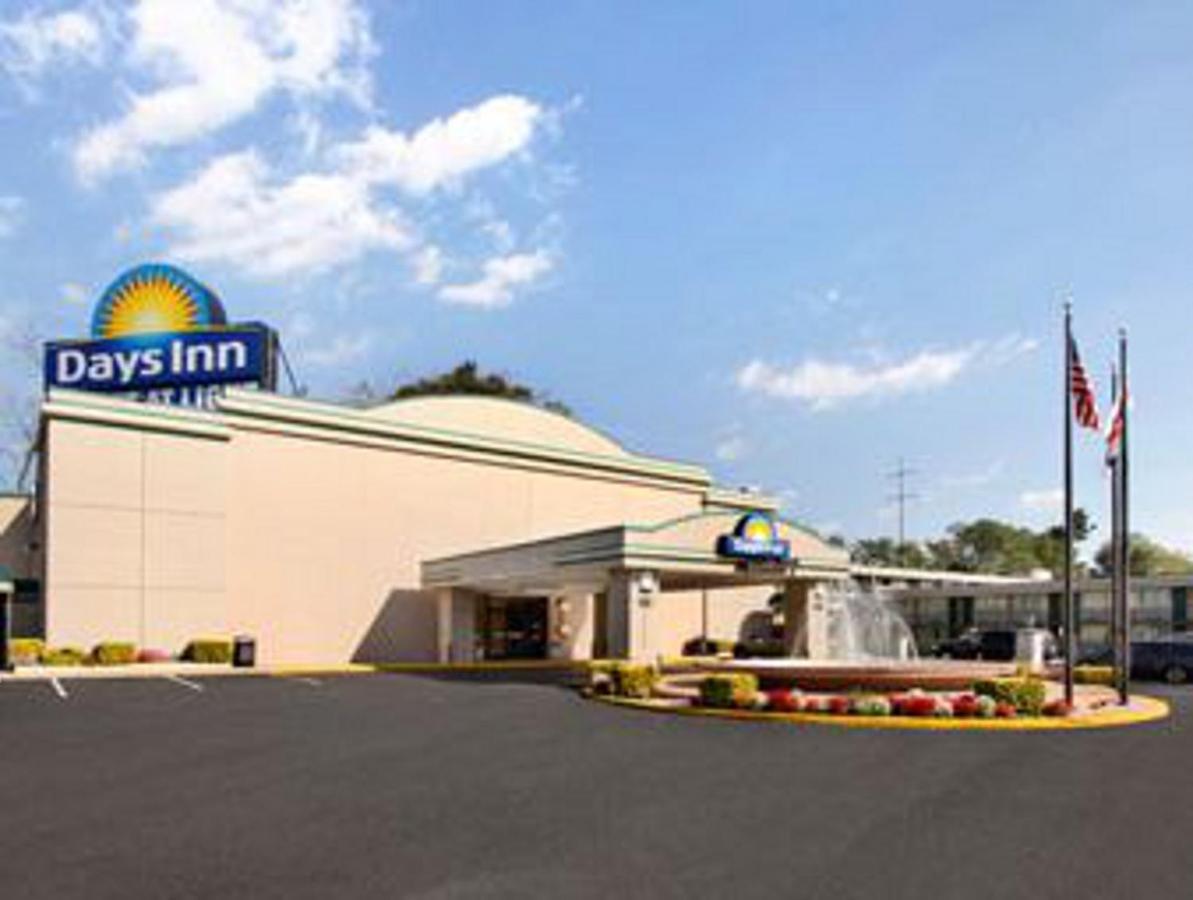 Hotel Days By Wyndham Dc/gateway Washington
