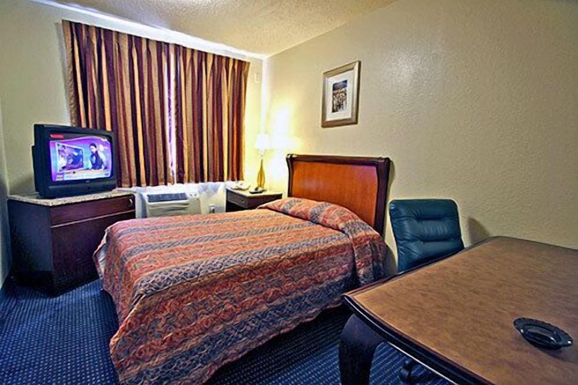 Hotel 6-washington, Dc - Convention Center Washington