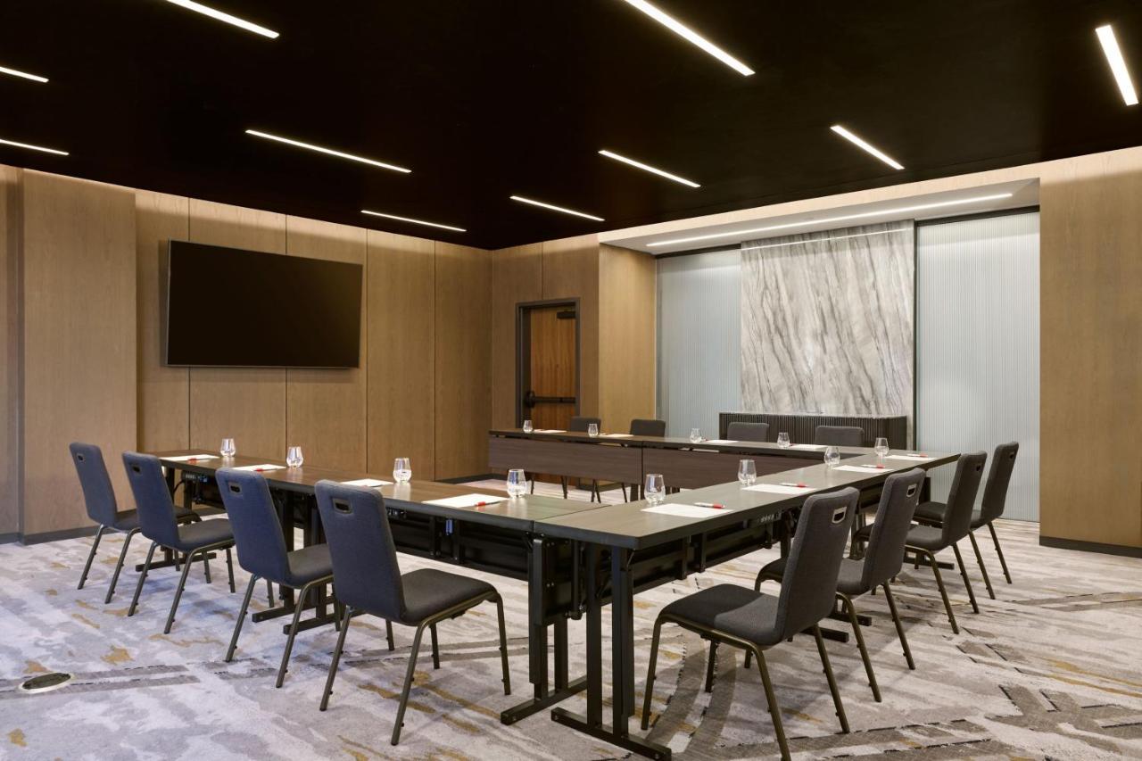 Marriott Capitol Hill 4*