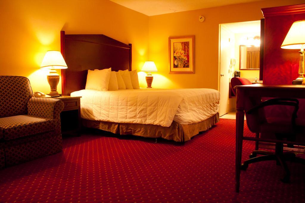 Hotel Days By Wyndham Dc/gateway 2*