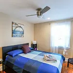 Luxurious Dc Townhome Ideal For Large Families Plus Free Parking
