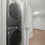 Global Luxury Suites At Tribeca
