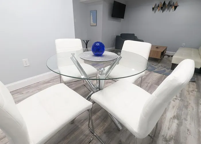 Petworth Perfect 1Br Private Paradise