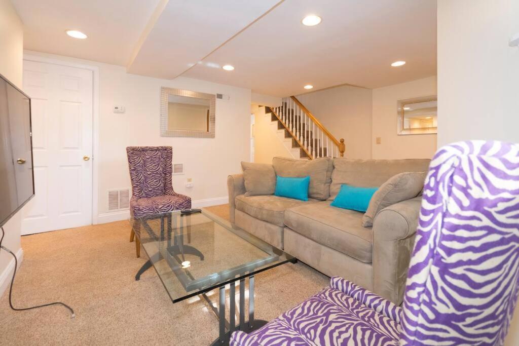 Capitol Hill Charmer Apartment