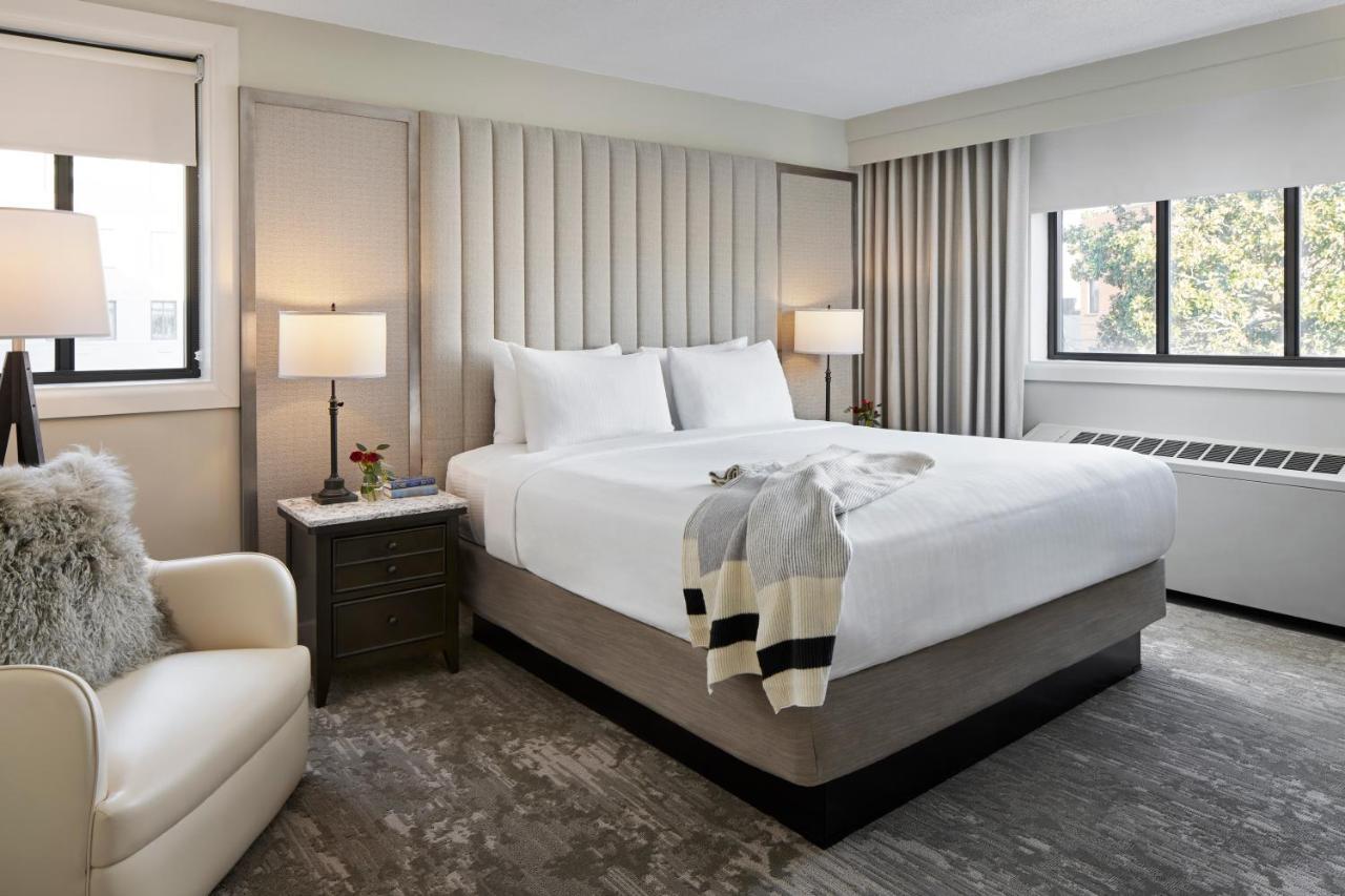 Hotel Capitol Hill 4*