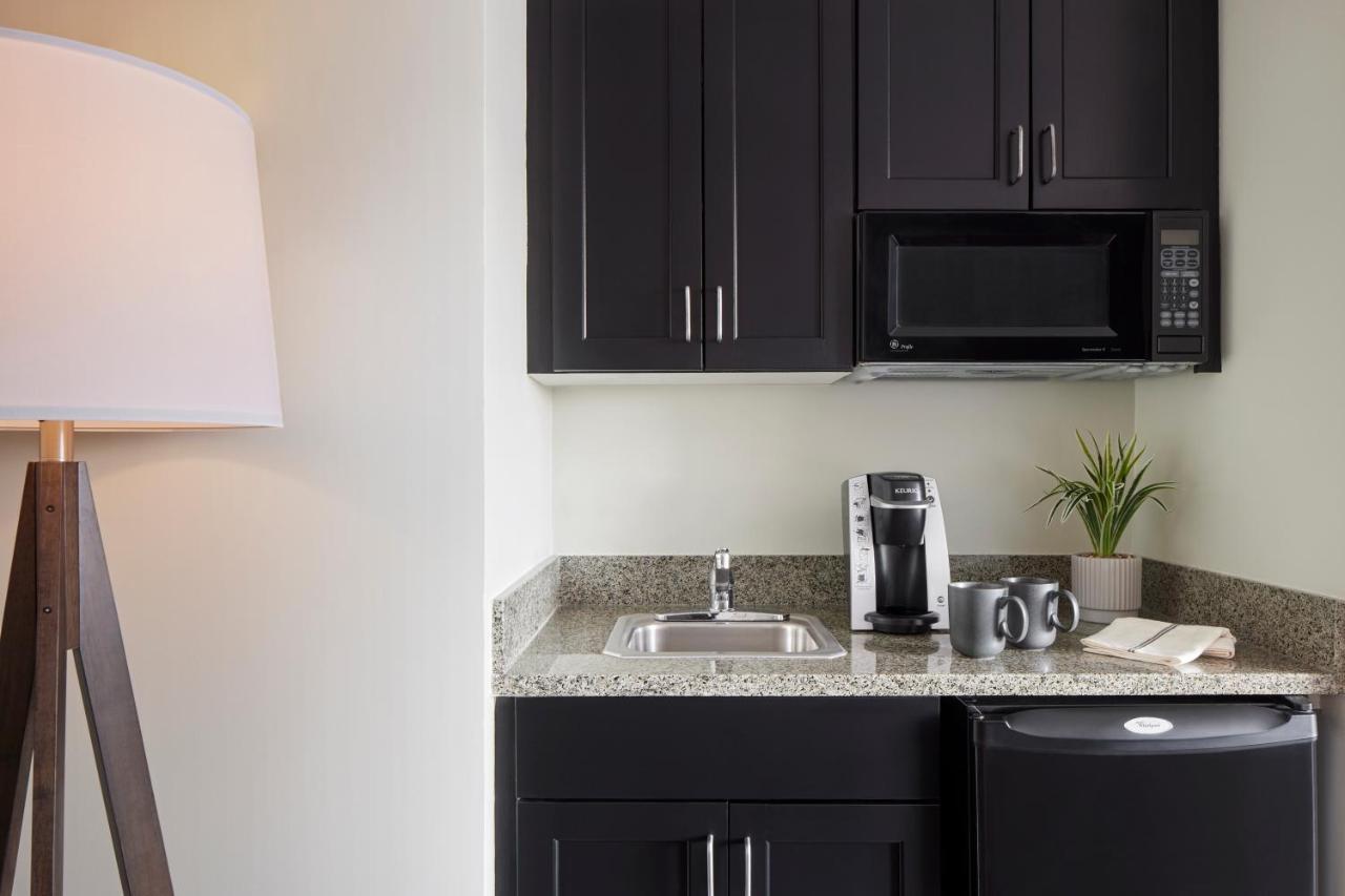 Capitol Hill Hotel 4*