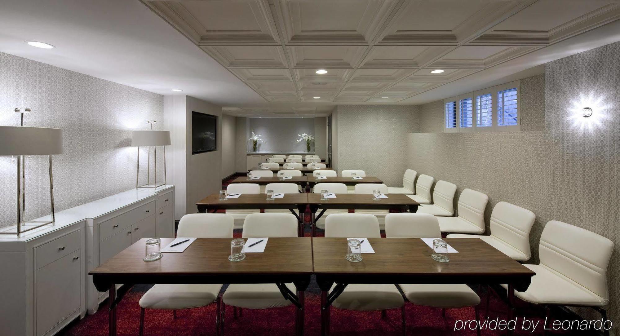 Capitol Hill 4*