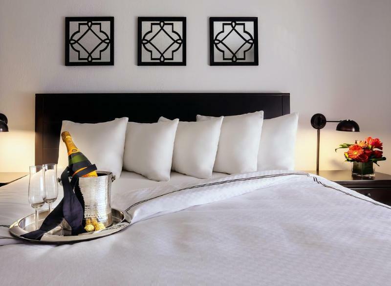 Capitol Hill 4*